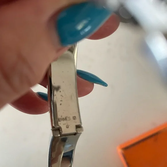 Hermes Authentic with box Orange and Silver Women's click Bracelet - Picture 2 of 5